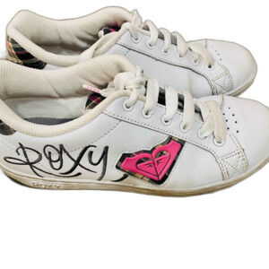 Roxy White & Plaid Pink Hearts Lace Up Women’s Sneakers Sz 6.5